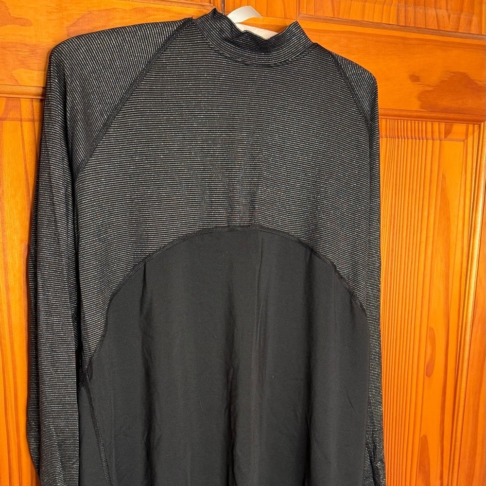 NIKE DRI FIT MOCK TURTLENECK XXL GOLD/BLACK TOP